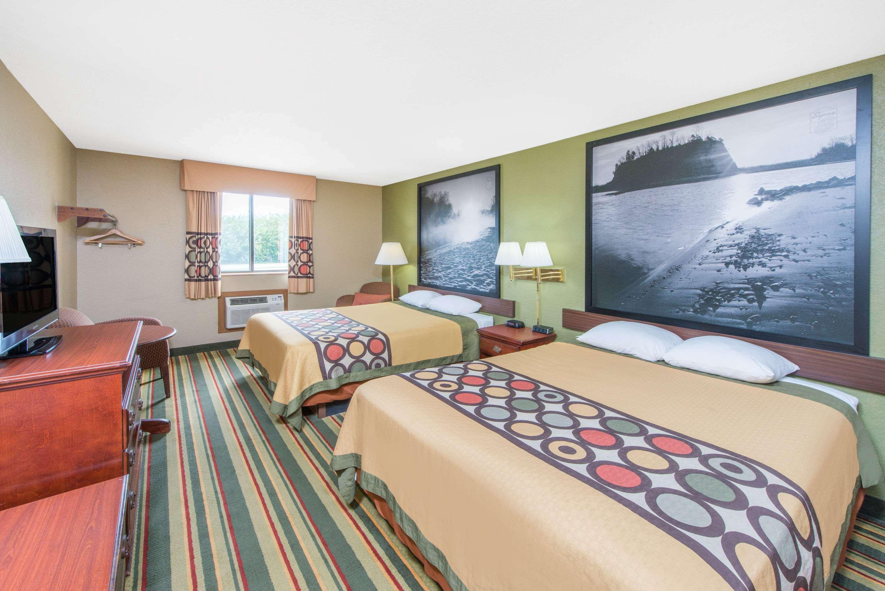 Super 8 By Wyndham Sikeston/Miner Area Exterior foto