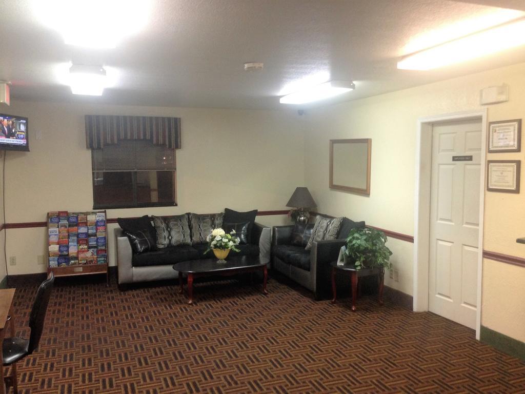 Super 8 By Wyndham Sikeston/Miner Area Exterior foto