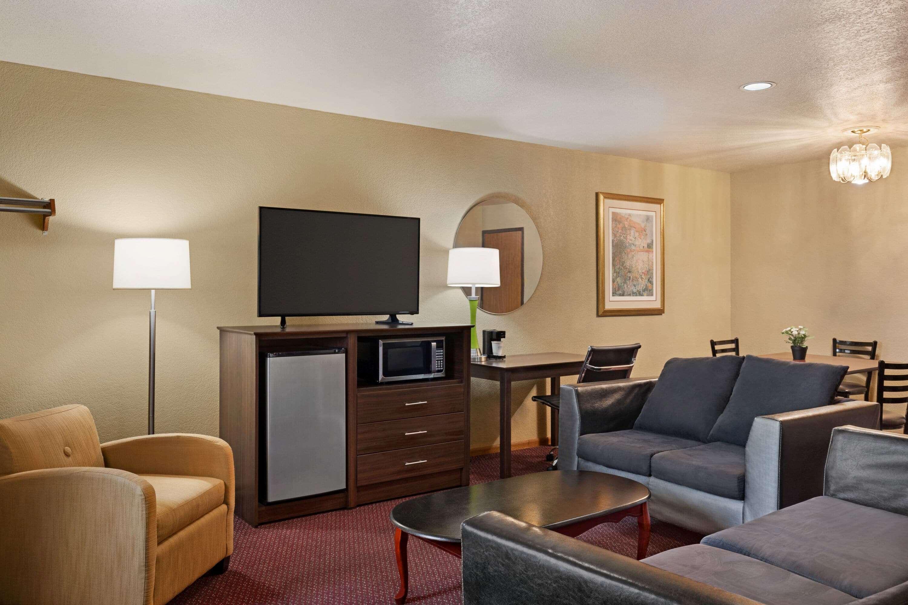 Super 8 By Wyndham Sikeston/Miner Area Exterior foto