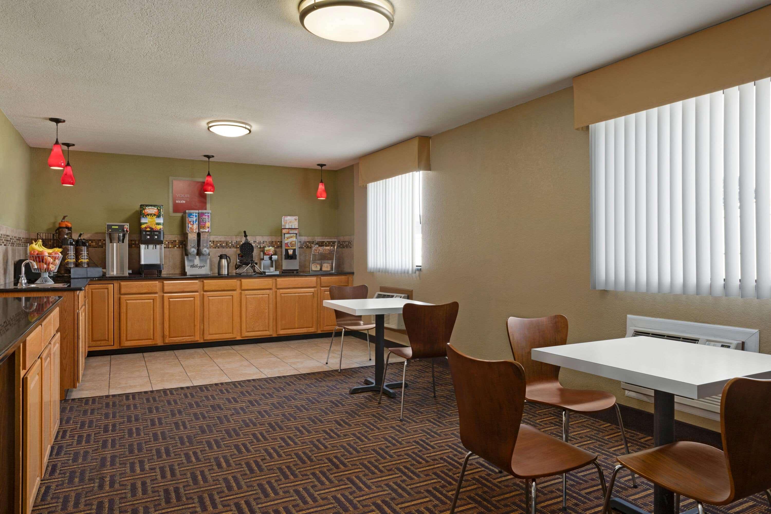 Super 8 By Wyndham Sikeston/Miner Area Exterior foto